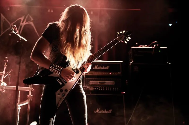 Magnus Garathun - Vocals, Guitars