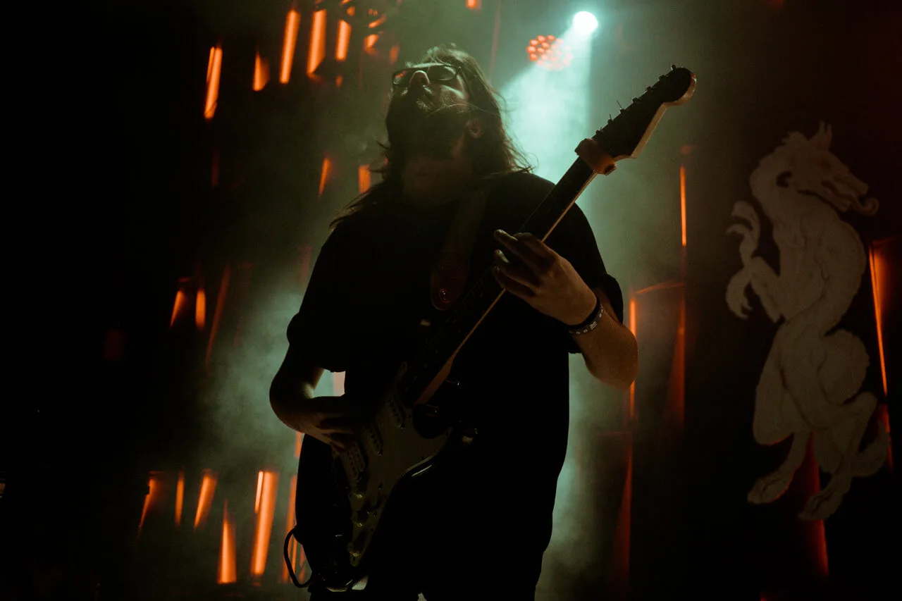 Plastic Clouds": The Phenomenal Debut EP of Istanbul's Math Rock Prodigy, Ekin Çimren's One-Man Band, Paralian"