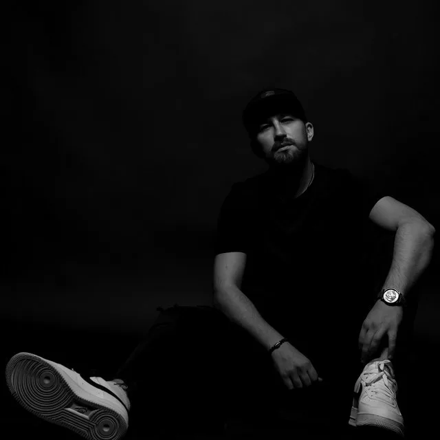 Cevret - Ablaze (feat. Jacob Lauing) (Music Video)