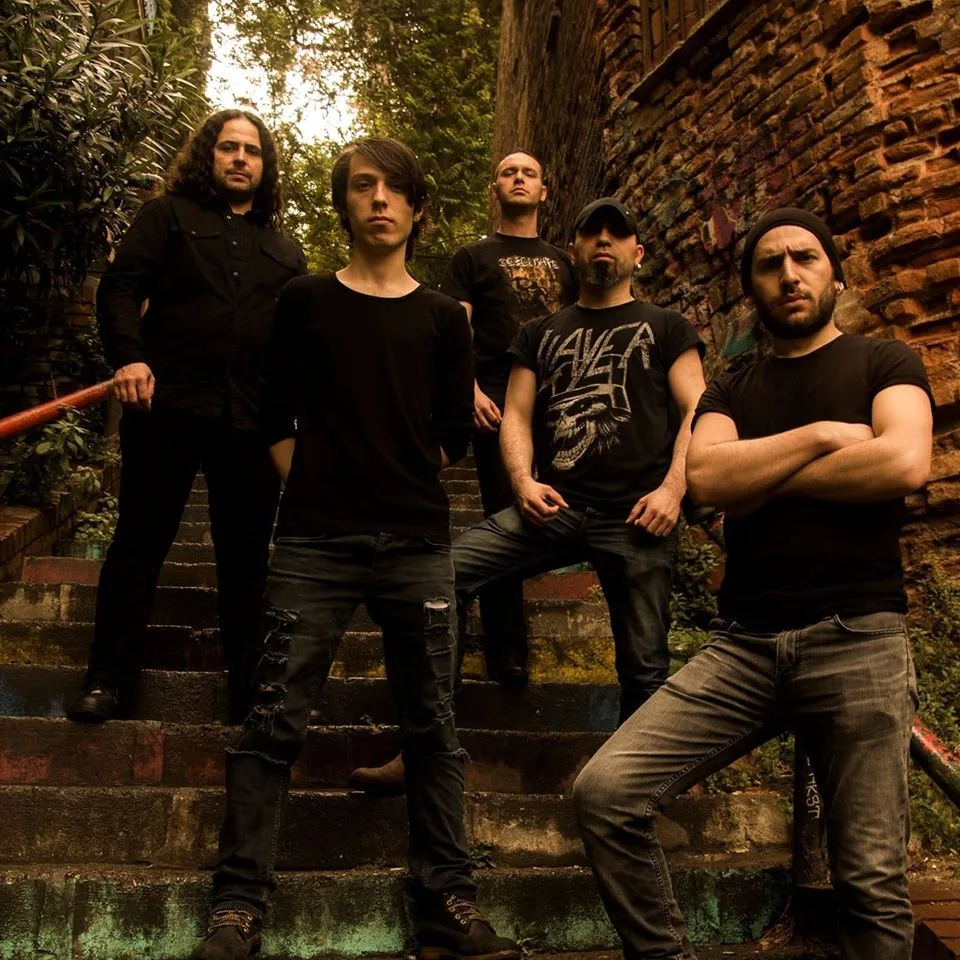 Desecrate'ten #EvdeKal Temalı Video "Schizophrenia"