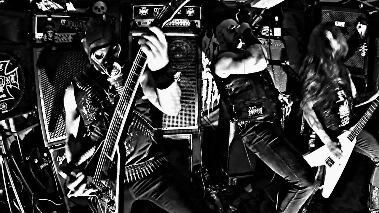 Front - Venom&Salt (Video)