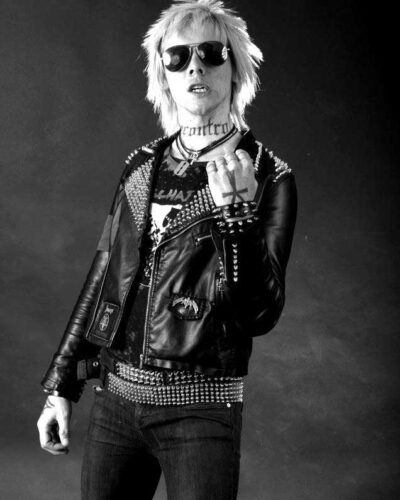Jo Capitalicide Jo Capitalicide - Bass/Vocalist