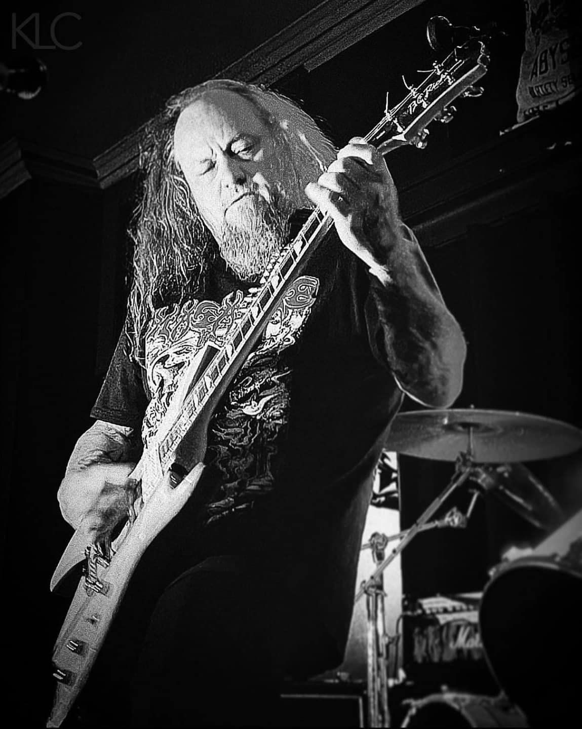 Paul Tucker 2 Paul Tucker Guitars, Vocals (1988-1989, 1992-present)