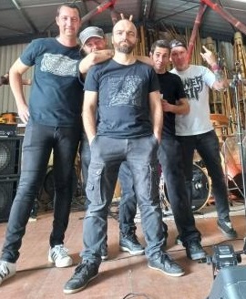 old skull band pic